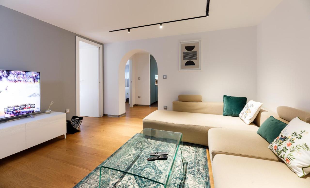 Stylish City Apartment Сплит Екстериор снимка
